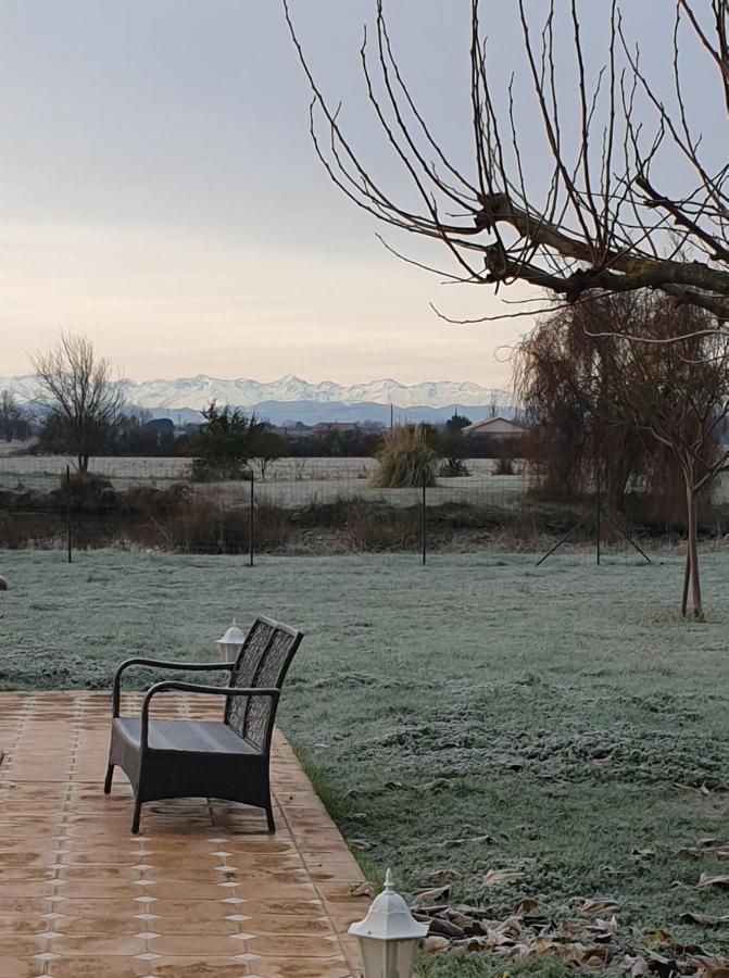 La Ferme Du Puits Carre Bed & Breakfast Lamasquere Eksteriør bilde